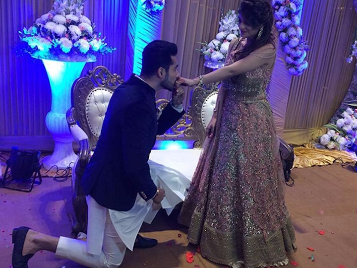 Abhishek Bajaj engaged to girlfriend after seven years of dating CONGRATULATIONS! Abhishek Bajaj gets ENGAGED after dating for seven years