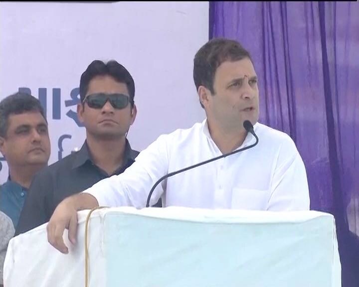 30 lakh youth unemployed in Gujarat: Rahul Gandhi 30 lakh youths unemployed in Gujarat: Rahul Gandhi