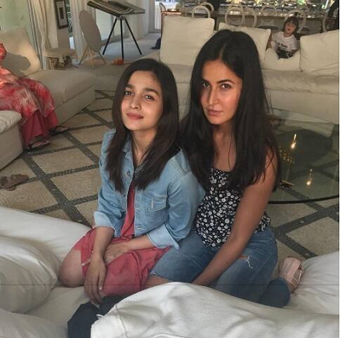 Alia and Katrina clicked togehter while Photobombed by Shah Rukh's naughty and adorable son AbRam. (Image- Instagram @karanjohar)