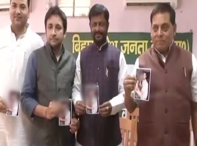 Bihar: JDU releases Tejashwi Yadav’s photo with a girl and liquor bottle; RJD leader hits back JDU releases Tejashwi's photo with a girl and liquor bottle; RJD leader hits back