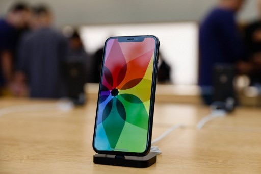 Weak supply disappoints iPhone X lovers in India iPhone X: Waiting period is going to be five-seven weeks for those who didn't book device in first slot