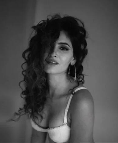 Karsihma Sharma/Image- Instagram @karishmasharma22