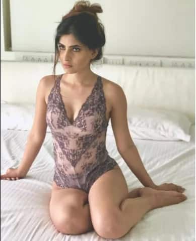 Karsihma Sharma/Image- Instagram @karishmasharma22