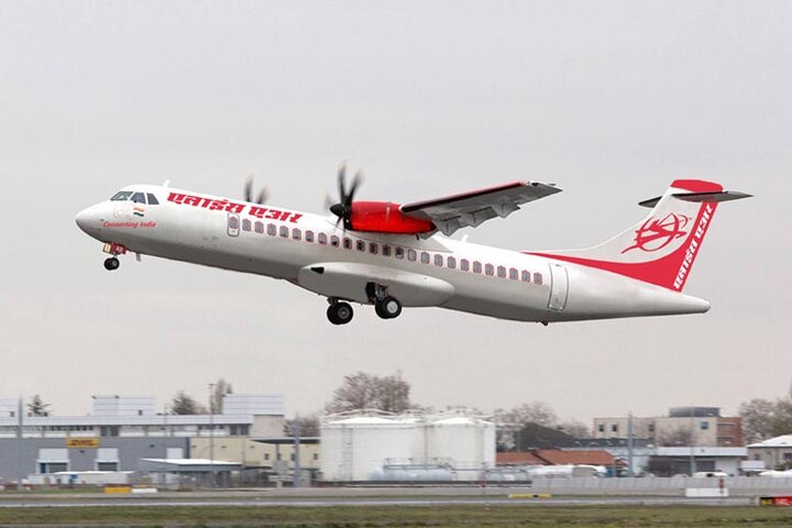 Passengers left stranded in Jaipur as pilot refused to fly plane saying his duty was over Passengers left stranded in Jaipur as pilot refused to fly plane saying his duty was over