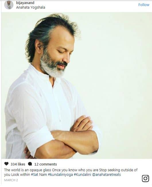 According to Bijay, he realized this when he started taking part in the yoga conferences. He told, “As my body was stiff, I felt yoga would be of help. When I was 36, I got arthritis and I was also diagnosed with high levels of cholesterol. That’s when I discovered Kundalini yoga. If the soul is not happy, the body contracts all kinds of diseases. I realised my stiffness was because of my anger. Once I let it go out of my body, my body became flexible.” (Image: instagram @bijayanand)
