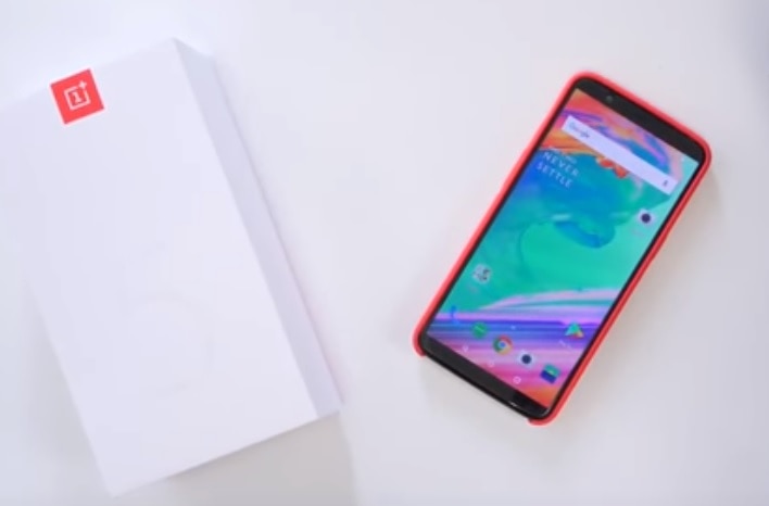 OnePlus 5T unboxing video leaks ahead of official announcement OnePlus 5T unboxing video leaks ahead of official announcement