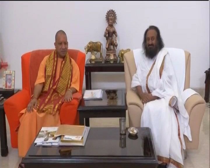 Ayodhya controversy: Sri Sri to meet CM Yogi in Lucknow Ayodhya controversy: Sri Sri meets CM Yogi in Lucknow