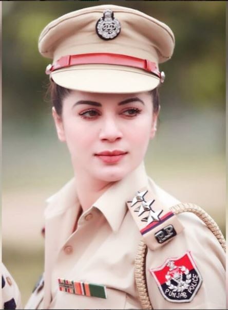 The truth behind this 'Punjab woman police officer's' viral pictures