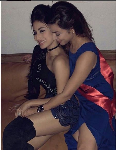 Ada Khan Sex Videos - IN PICS: Aashka Goradia's bachelorette party with Mouni Roy, Mahhi Vij, Adaa  Khan