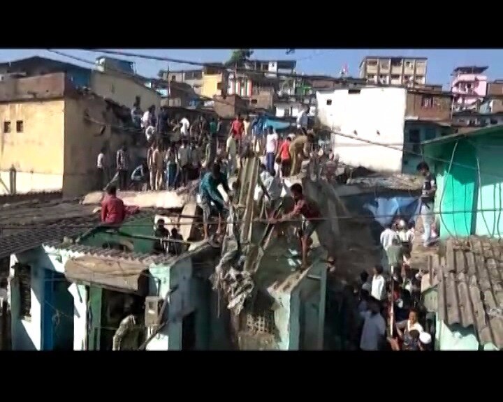building collapse in Bhiwandi Maharashtra LIVE News Update from Mumbai Mumbai: 5-year-old residential building collapses in Bhiwandi; 3 dead, many feared trapped