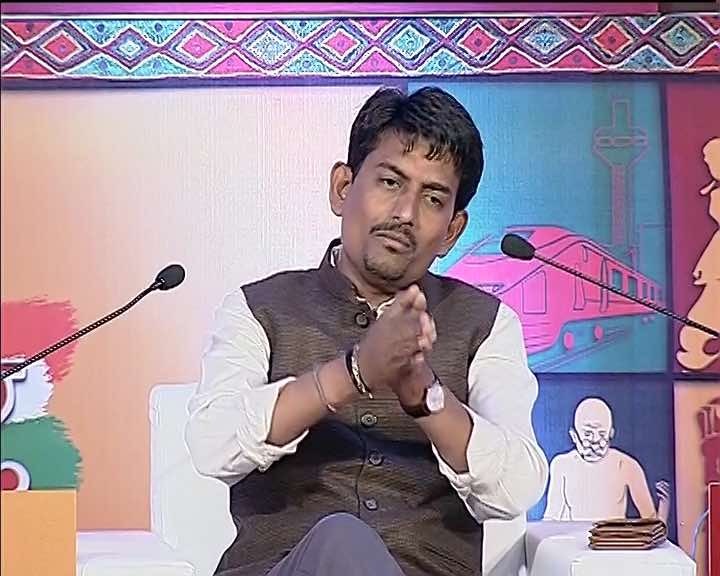 ‘If BJP will get 150 seats in Gujarat Election 2017, I will take sanyas,’ announces Alpesh Th Gujarat Shikhar Sammelan: 'If BJP will get 150 seats in Gujarat Election 2017, I will take sanyas,' announces Alpesh Thakor