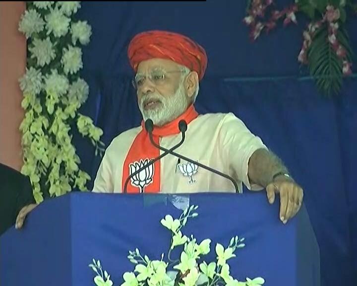 Prime Minister Narendra Modi Rally in Gujarat LIVE, Gujarat Assembly Elections 2017 Latest News PM Modi Rally in Gujarat: 'Those who ruled country for 70 yrs must give their report card'