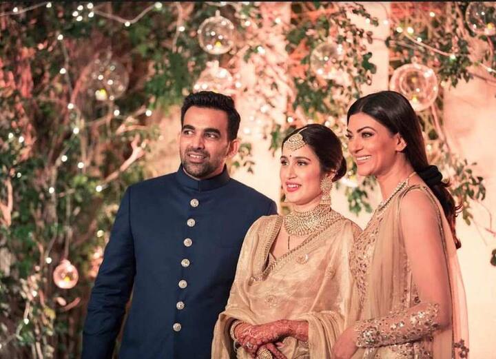 Former Miss Universe Sushmita Sen looked stunning in this Neeta Lulla’s golden outfit and we totally heart this look. Image: Manav Manglani