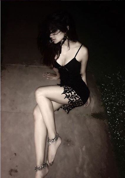 Mouni has managed to establish an image of a fashionista for herself. She absolutely loves photoshoots and also loves sharing the pictures with her fans. Inmage:Instagram