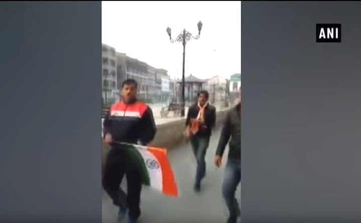 Shiv Sena activists detained before hoisting tricolour at Lal Chowk Shiv Sena activists detained before hoisting tricolour at Lal Chowk