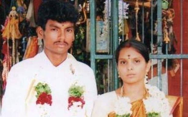 Tamil Nadu: 6 sentenced to death in suspected honour killing of Dalit man Tamil Nadu: 6 sentenced to death in suspected honour killing of Dalit man