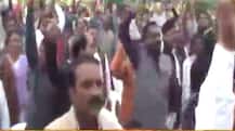 Meerut: Watch BJP workers create ruckus when Mayor didn\'t stand during national song Vande Mataram