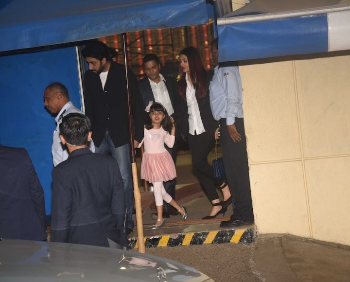 Aaradhya Bachchan who gave a beautiful performance on stage, later with Abhishek and Aishwarya Bachchan. Image: Manav ManglaniAaradhya Bachchan who gave a beautiful performance on stage, later with Abhishek and Aishwarya Bachchan. Image: Manav Manglani