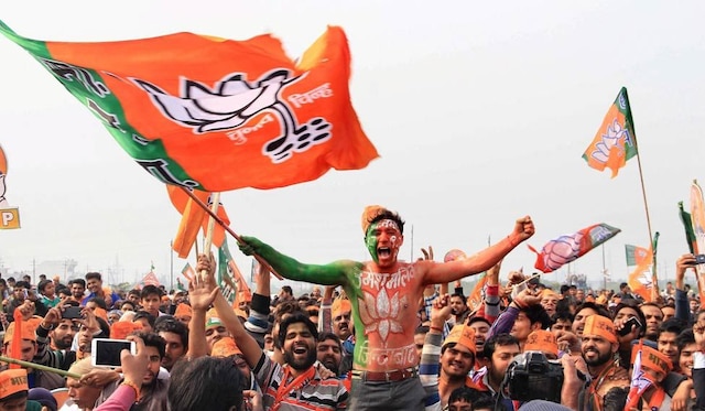 South Gujarat Elections Results LIVE UPDATES: BJP leads in 25 seats, Cong in 10 south Gujarat assembly elections 2017 results live latest news, elections results Gujarat news