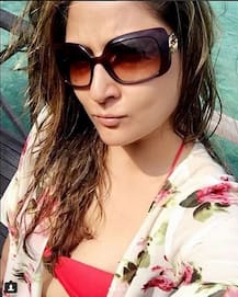 INSIDE PHOTOS: Bigg Boss 6 Winner Posts STUNNING BIKINI Pictures
