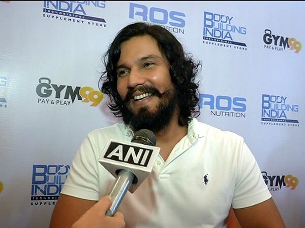 Randeep Hooda will play ‘dacoit’ Sultana Daku in period drama Randeep Hooda will play 'dacoit' Sultana Daku in period drama