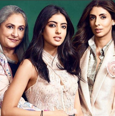 OMG ! Amitabh Bachchan's grand-daughter Navya Naveli looks STUNNING in