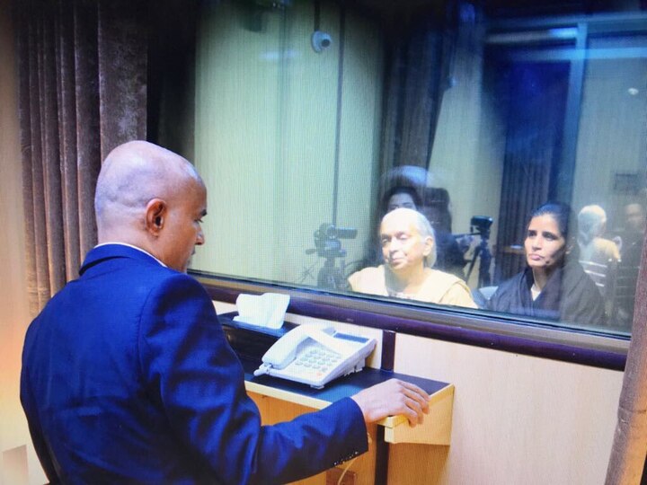 Kulbhshan Jadhav meets wife, mother: 10 Points With glass wall in between, Kulbhushan Jadhav meets wife, mother for 40 minutes