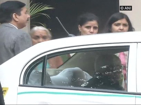 Jadhav’s wife, mother meet EAM Sushma Swaraj Jadhav's wife, mother meet EAM Sushma Swaraj