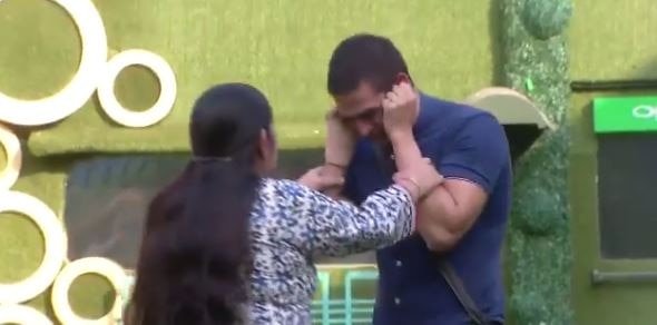 BIGG BOSS 11: A big SURPRISE GIFT for housemates makes Priyank CRY BADLY BIGG BOSS 11: A big SURPRISE GIFT for housemates makes Priyank CRY BADLY