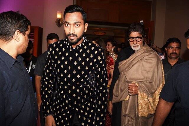 Megastar Amitabh Bachchan arrives at wedding reception of cricketer Krunal Pandy and Pankhuri Sharma at the JW Marriott hotel in Mumbai on December 27, 2017. ALL PICS/Manav Manglani.