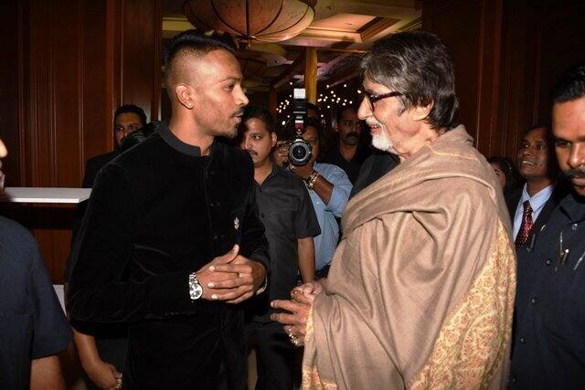Krunal's brother Hardik in a conversation with Big B.