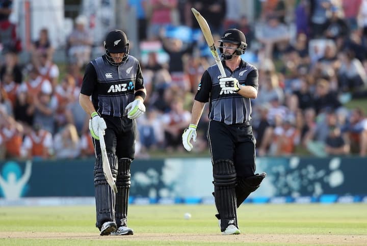 Munro stitched a brilliant hundred run stand with opener Martin Guptill for the first wicket
