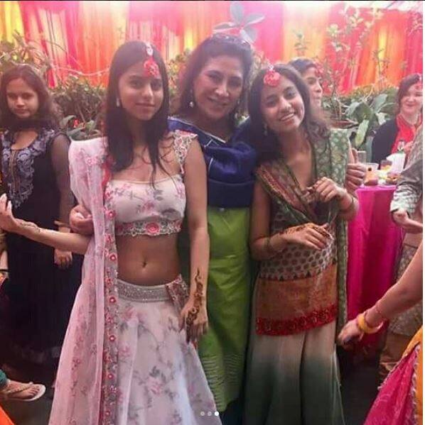 In this pink lehenga and flower jewellery , Suhana looks gorgeous and fresh like a flower herself/ Image: Instagram