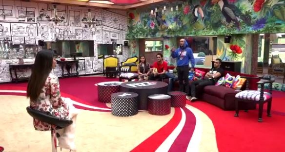 BIGG BOSS 11: Housemates LASH OUT at Hina Khan, call her ‘Shakal Achi, reaction gande’ BIGG BOSS 11: Housemates LASH OUT at Hina Khan, call her ‘Shakal Achi, reaction gande’