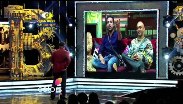 BIGG BOSS 11: Salman Khan INSULTS Akash Dadlani and Puneesh Sharma BIGG BOSS 11: Salman Khan INSULTS these TWO contestants