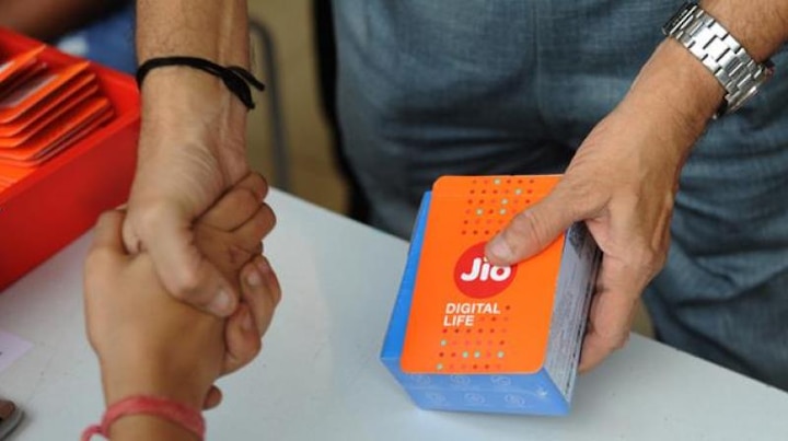 Reliance Jio: How to extend Prime membership for another one year for free Reliance Jio: How to extend prime membership till March 2019 for free