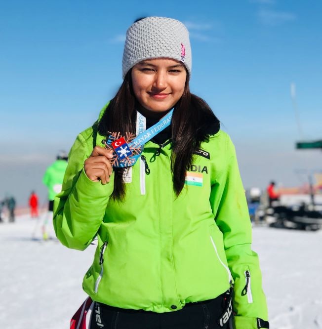 Aanchal Thakur becomes first Indian to win international medal in Skiing Aanchal Thakur becomes first Indian to win international medal in Skiing