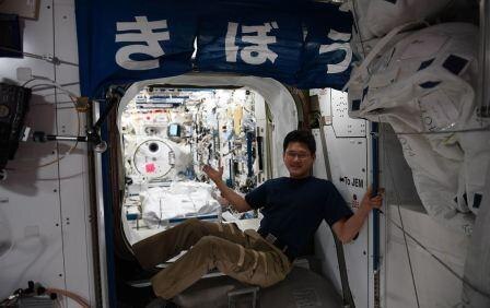 Japanese astronaut says he grew 9cm, later apologies for ‘fake news’ Astronaut says he grew 9cm in 3 weeks, later apologies for ‘fake news’