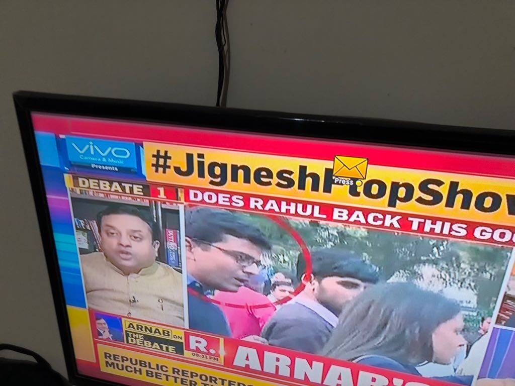 Arnab's Republic TV apologises after calling ABP News reporter a 'goon'