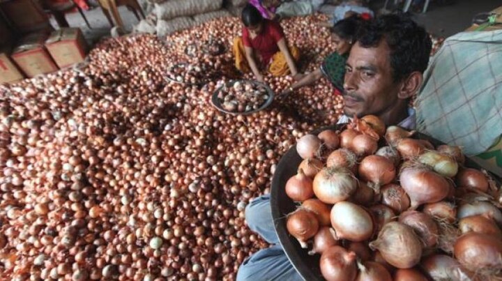 Onion tears: Prices soar in major cities, cross Rs 50/kg Onion tears: Prices soar in major cities, cross Rs 50/kg