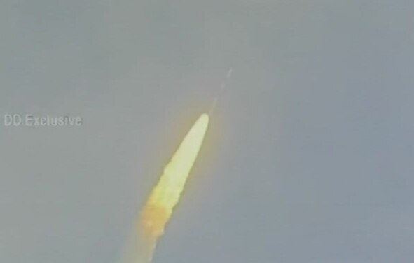 ISRO’s PSLV- ISRO's PSLV-C40 lifts off, launches India's 100th satellite