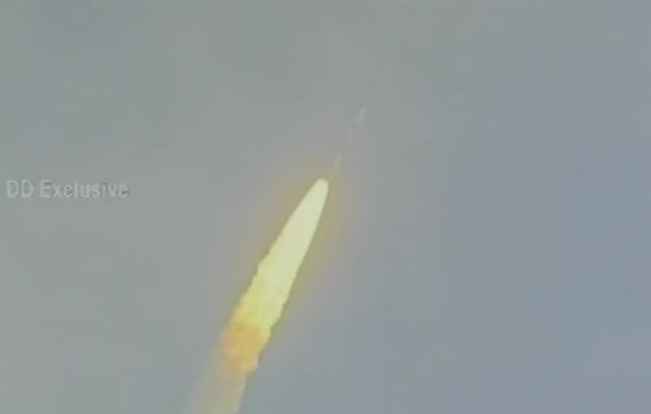 ISRO’s PSLV- ISRO's PSLV-C40 lifts off, launches India's 100th satellite