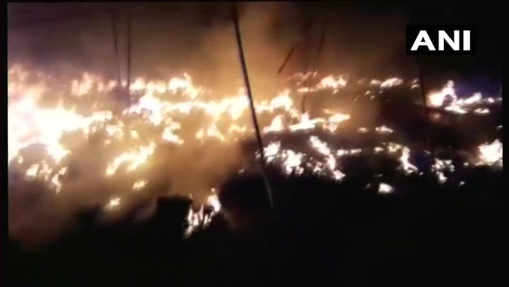 2 major fires break out in Rajasthan and Gujarat; several dead 2 major fires break out in Rajasthan and Gujarat; several dead