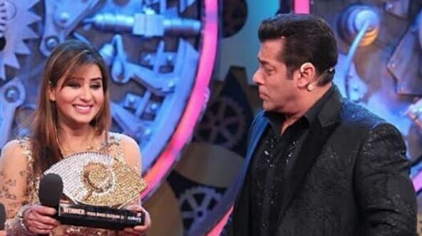 Bigg Boss 11 WINNER Shilpa Shinde gives this SAD NEWS to fans Bigg Boss 11 WINNER Shilpa Shinde gives this SAD NEWS to fans