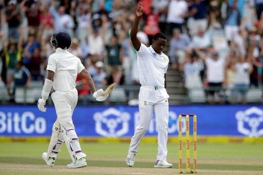 हार्दिक पांड्या भारतीय पारी के 68वें ओवर में लापरवाही दिखाते हुए रन आउट हो गए. जिस समय पांड्या रन-आउट हुए तब भारतीय टीम का स्कोर 209 रन था.