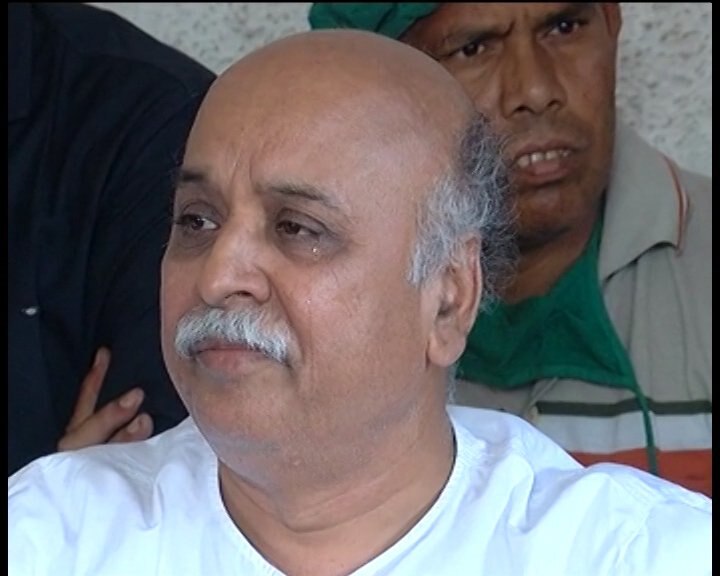 VHP’s Pravin Togadia alleges, ‘Plan was being made to kill me in an encounter’ VHP's Pravin Togadia alleges, 'Plan was being made to kill me in an encounter'