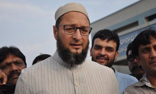 Owaisi challenges Centre to lift subsidy for Hindu pilgrims Asaduddin Owaisi now challenges Modi govt to lift subsidy for Hindu pilgrims too