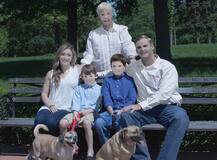 Family photoshoot goes wrong, photoshopped images create buzz on internet