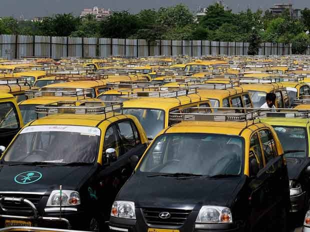 Goa tourist taxi strike to continue on Sunday Goa: Tourist taxi strike to continue on Sunday