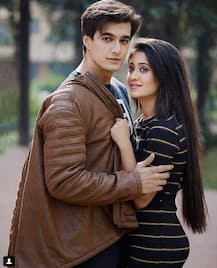 Shivangi Joshi-Mohsin Khan look nothing but a ‘HOT COUPLE’ in PHOTO SHOOT